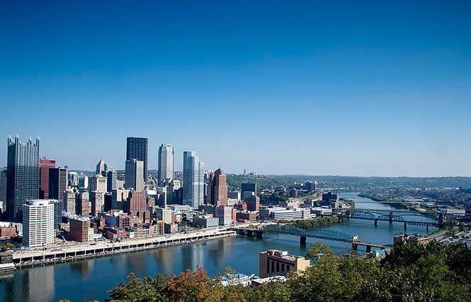 庆祝永信贵宾会控股集团建设30周年